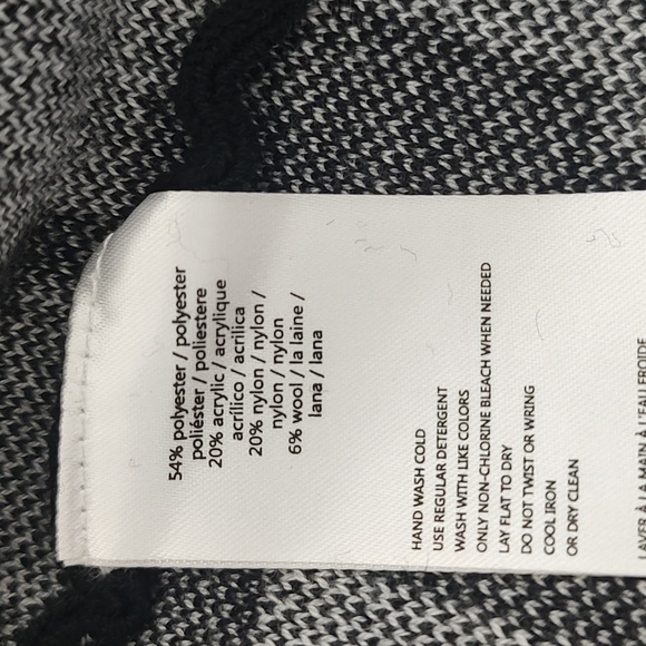 New Soft Wool Blend Sweater Dress Victor Glemaud Short Sleeve Abstract Print M - Picture 13 of 14